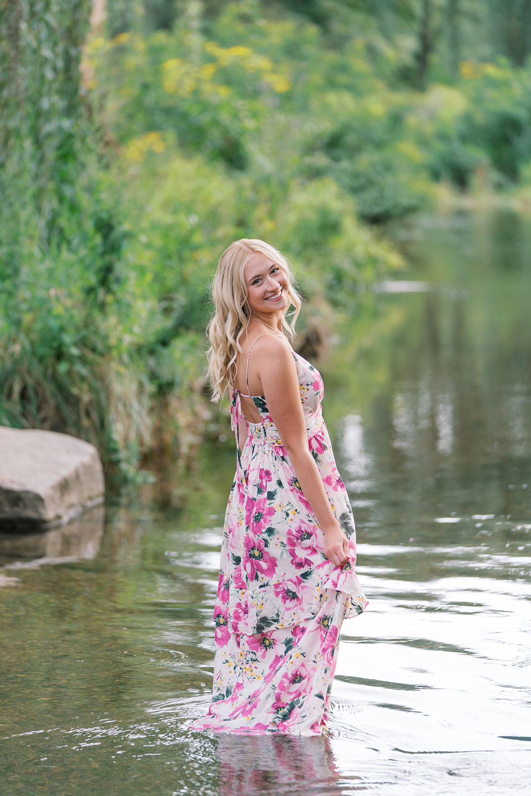 allentown rose garden senior pictures in the stream